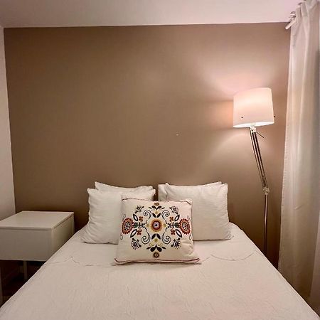 Cozy Apartment In Historical Center Viana do Castelo Exteriör bild