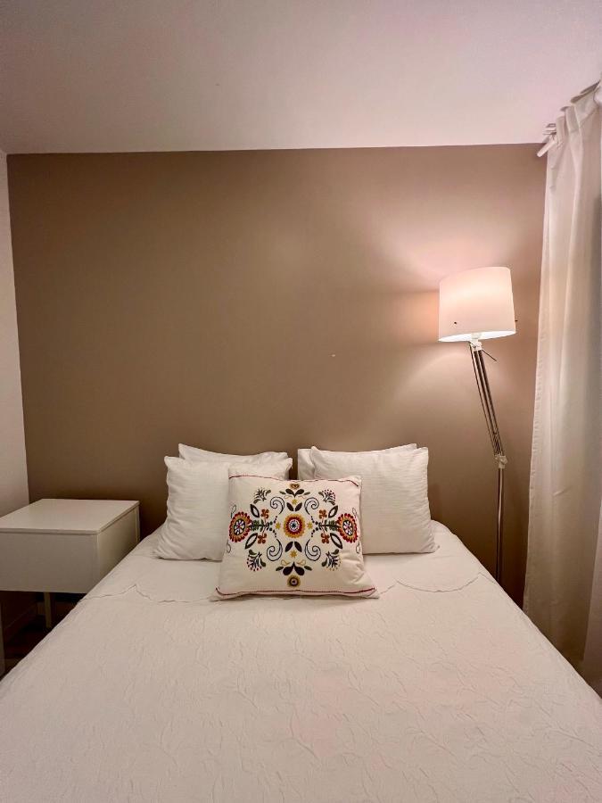 Cozy Apartment In Historical Center Viana do Castelo Exteriör bild